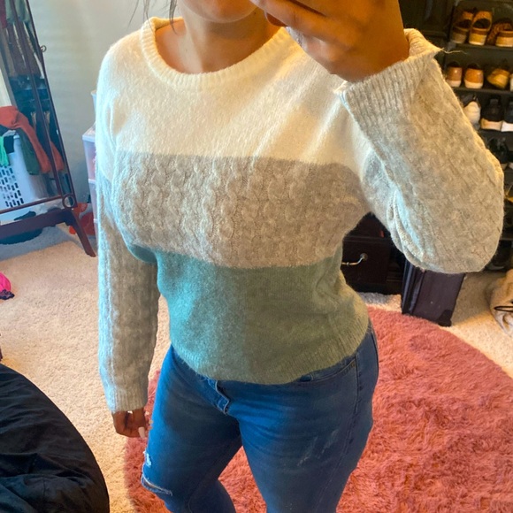 Twine & String Color Block Sweater - Picture 3 of 6